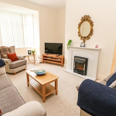Вилла 195 Durham Road Консетт Экстерьер фото