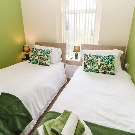 Вилла 195 Durham Road Консетт Экстерьер фото